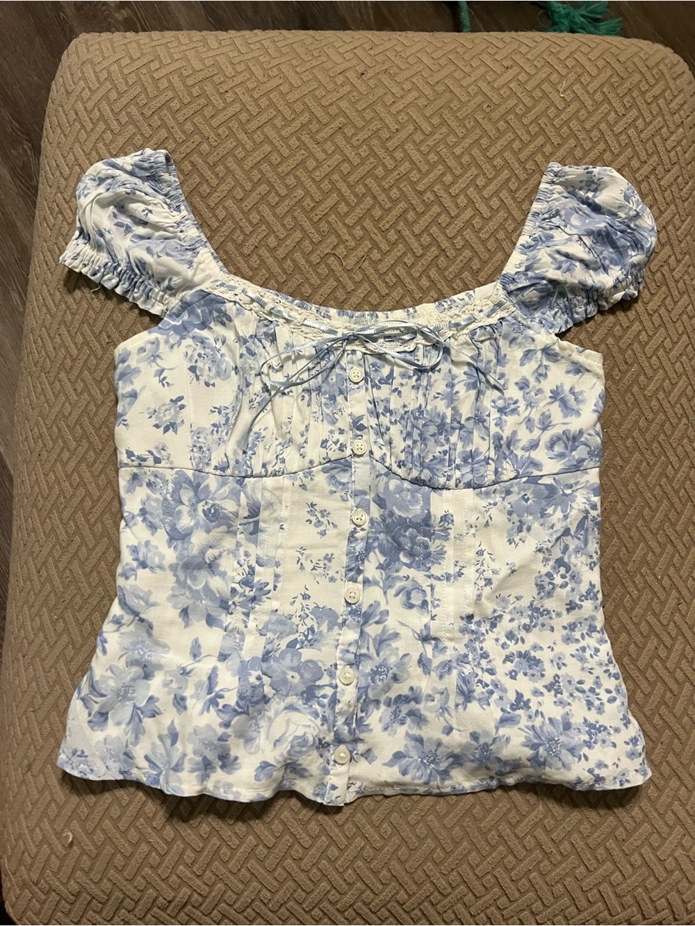 Hollister White and Light Blue Floral Top